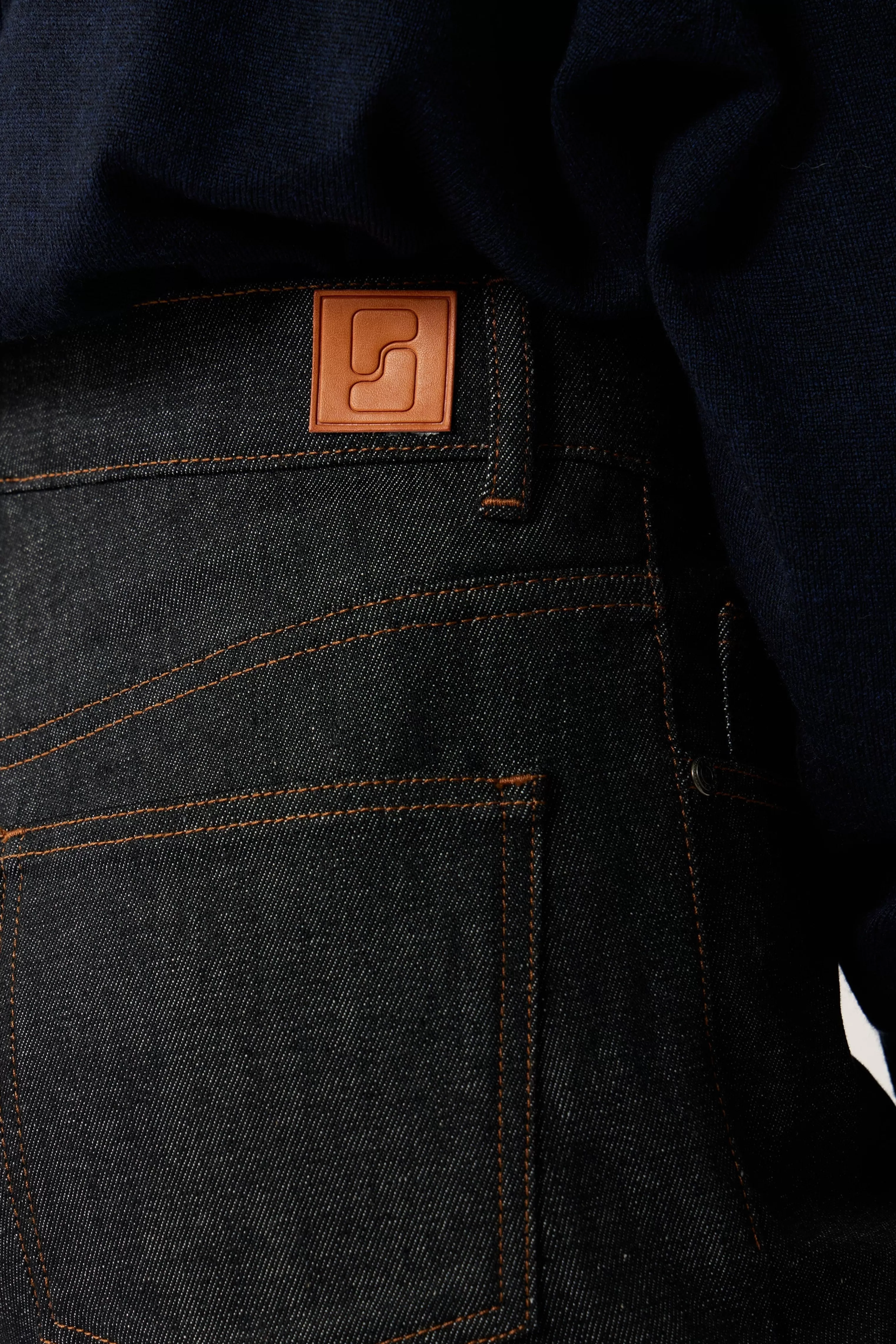 jean_barney_737990.webp Soeur -JEAN BARNEY Noir