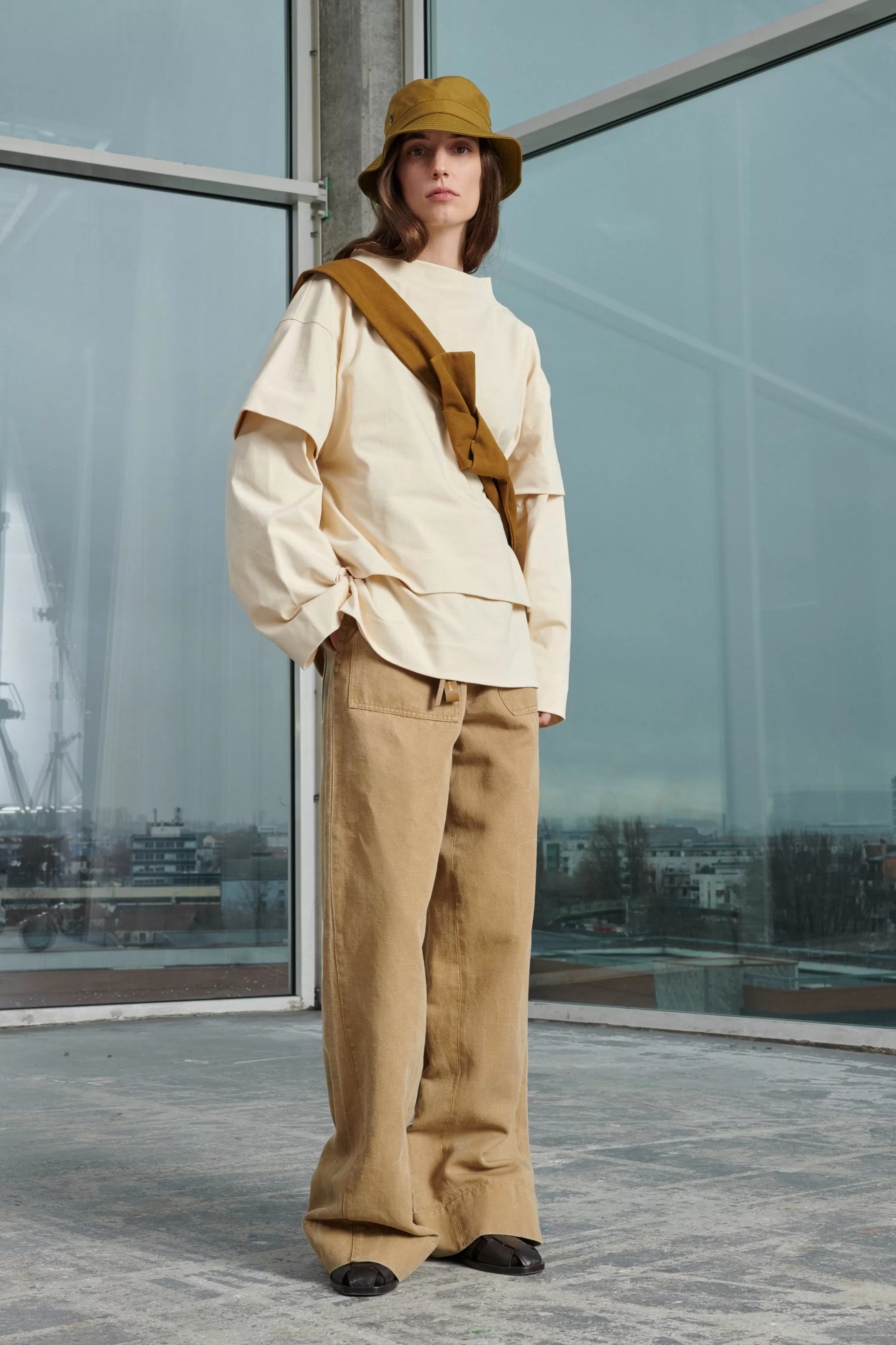 pantalon_vagabond_728555.webp Soeur -PANTALON VAGABOND Beige