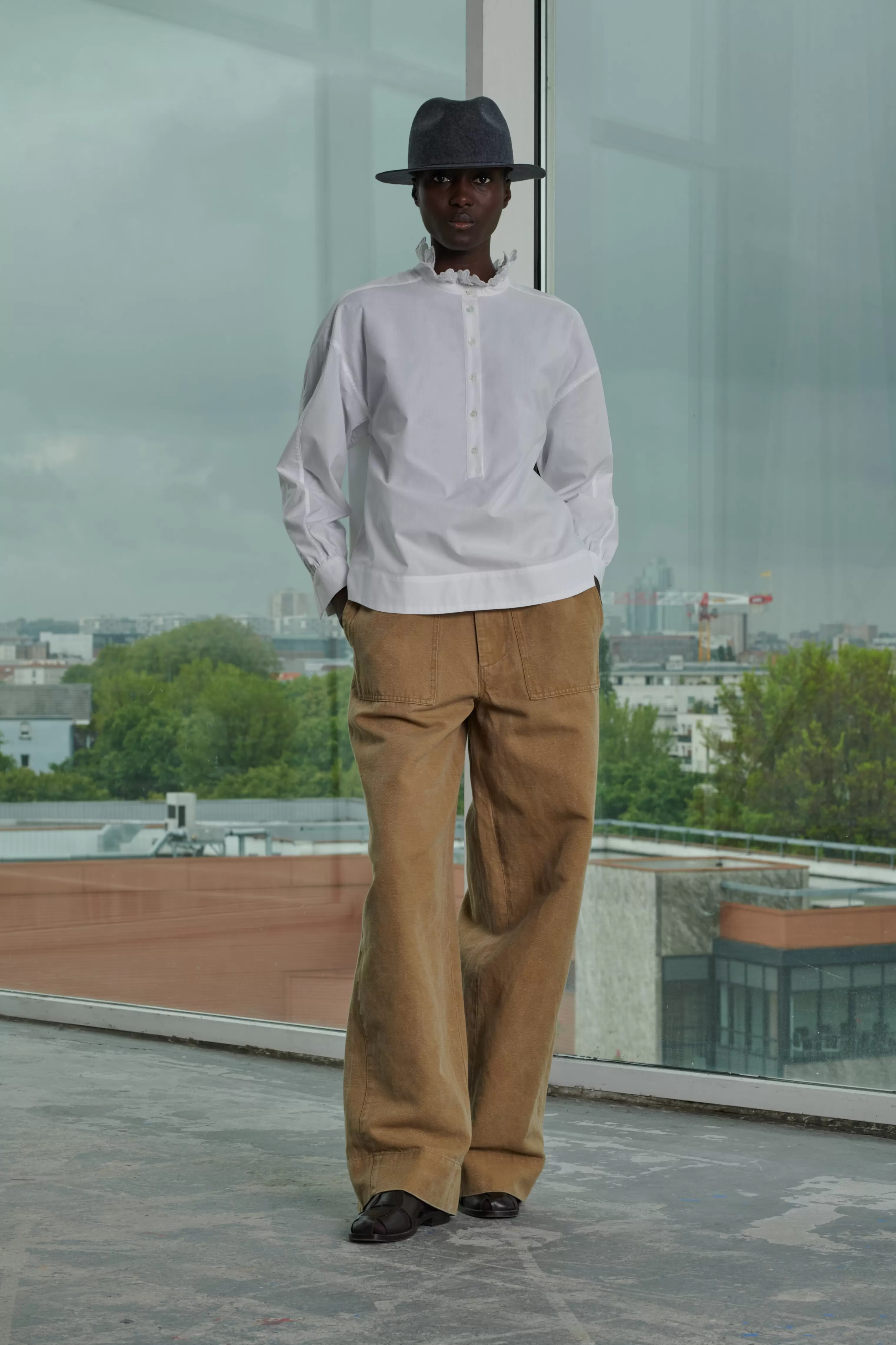 pantalon_vagabond_728562.webp Soeur -PANTALON VAGABOND Beige