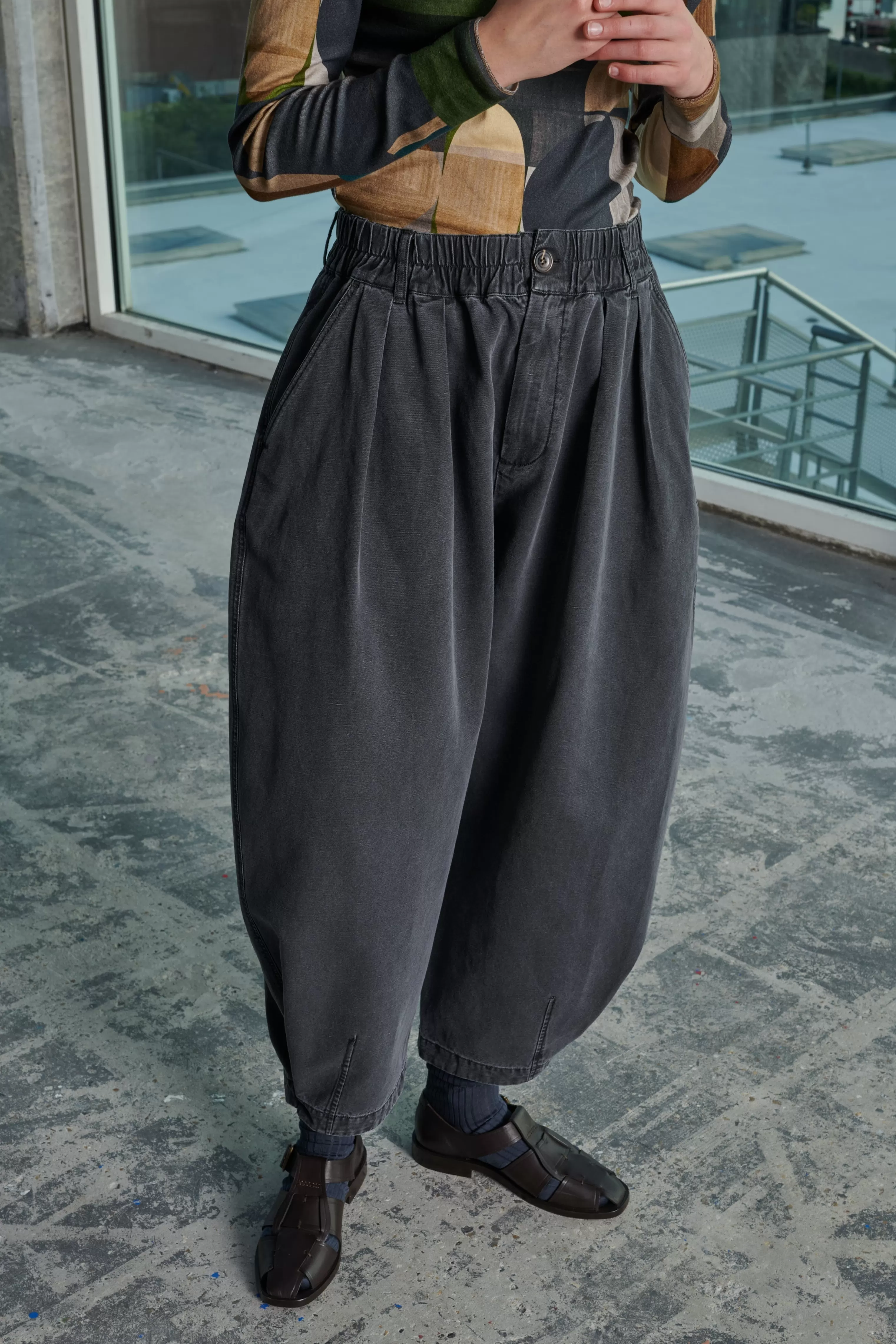 pantalon_vernon_729326.webp Soeur -PANTALON VERNON Gris Anthracite